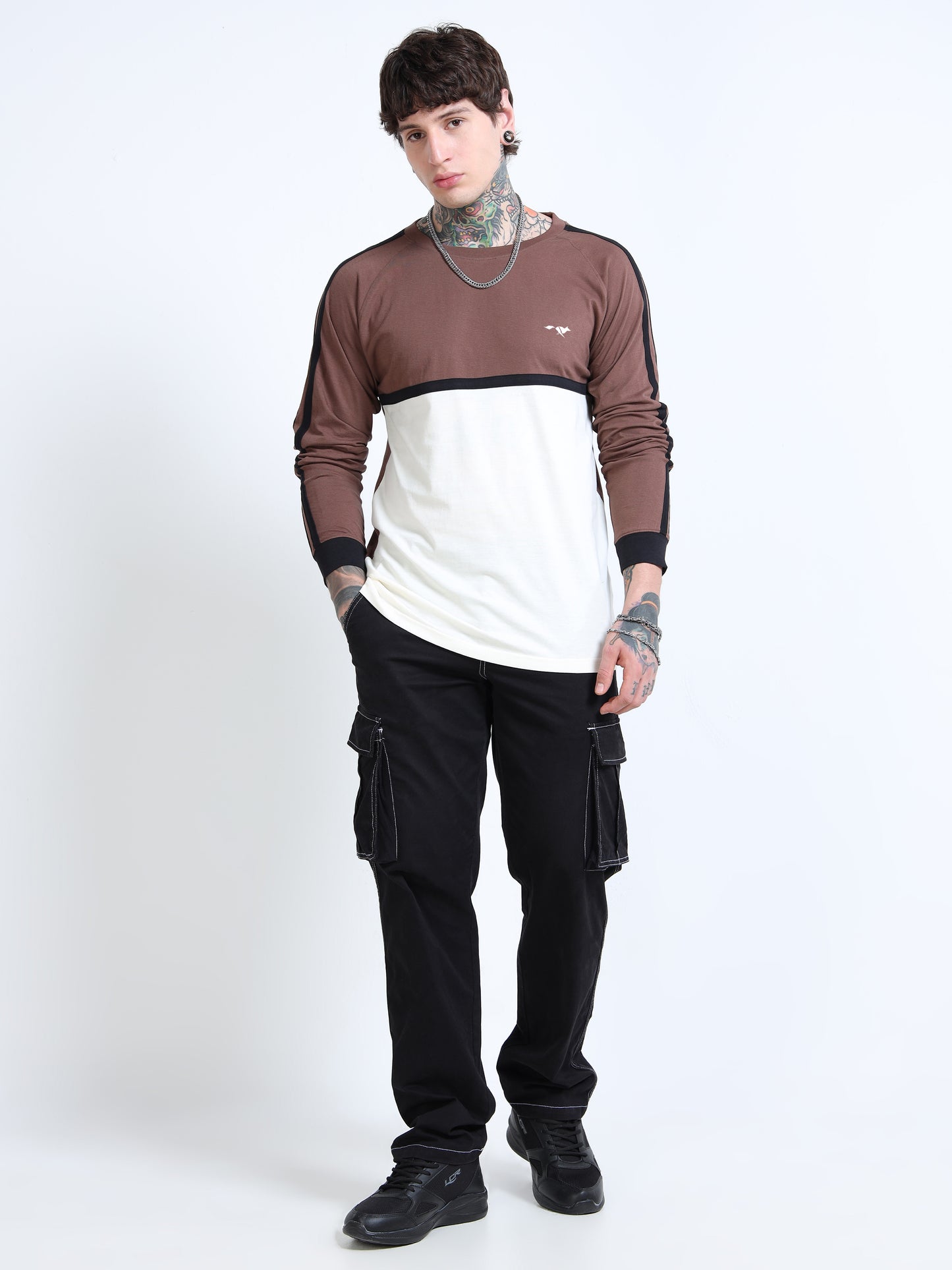Men’s Brown & Off-White Colorblock Long Sleeve Crew Neck T-Shirt with Contrast Shoulder Stripes