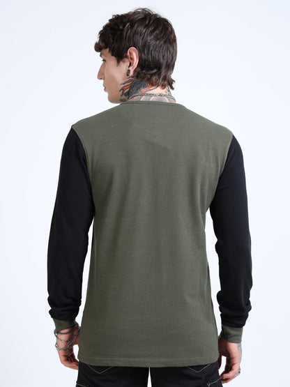Men Colourblocked Henley Neck T-shirt