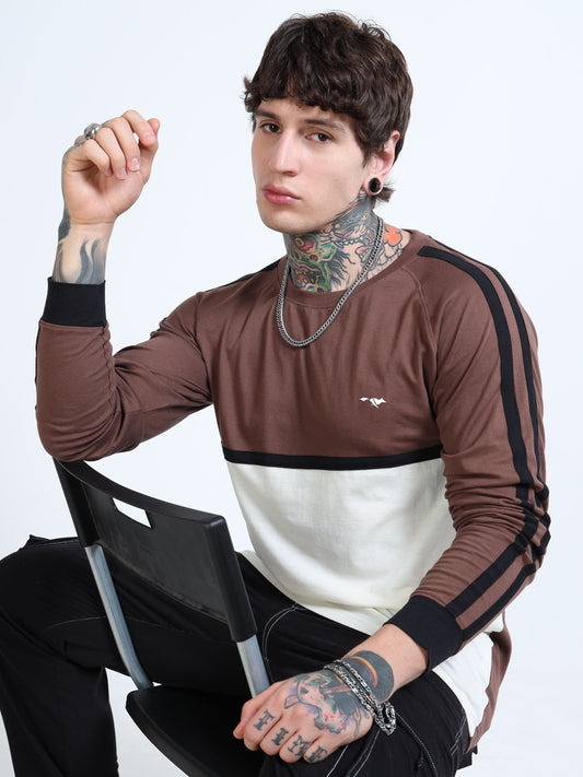 Men’s Brown & Off-White Colorblock Long Sleeve Crew Neck T-Shirt with Contrast Shoulder Stripes