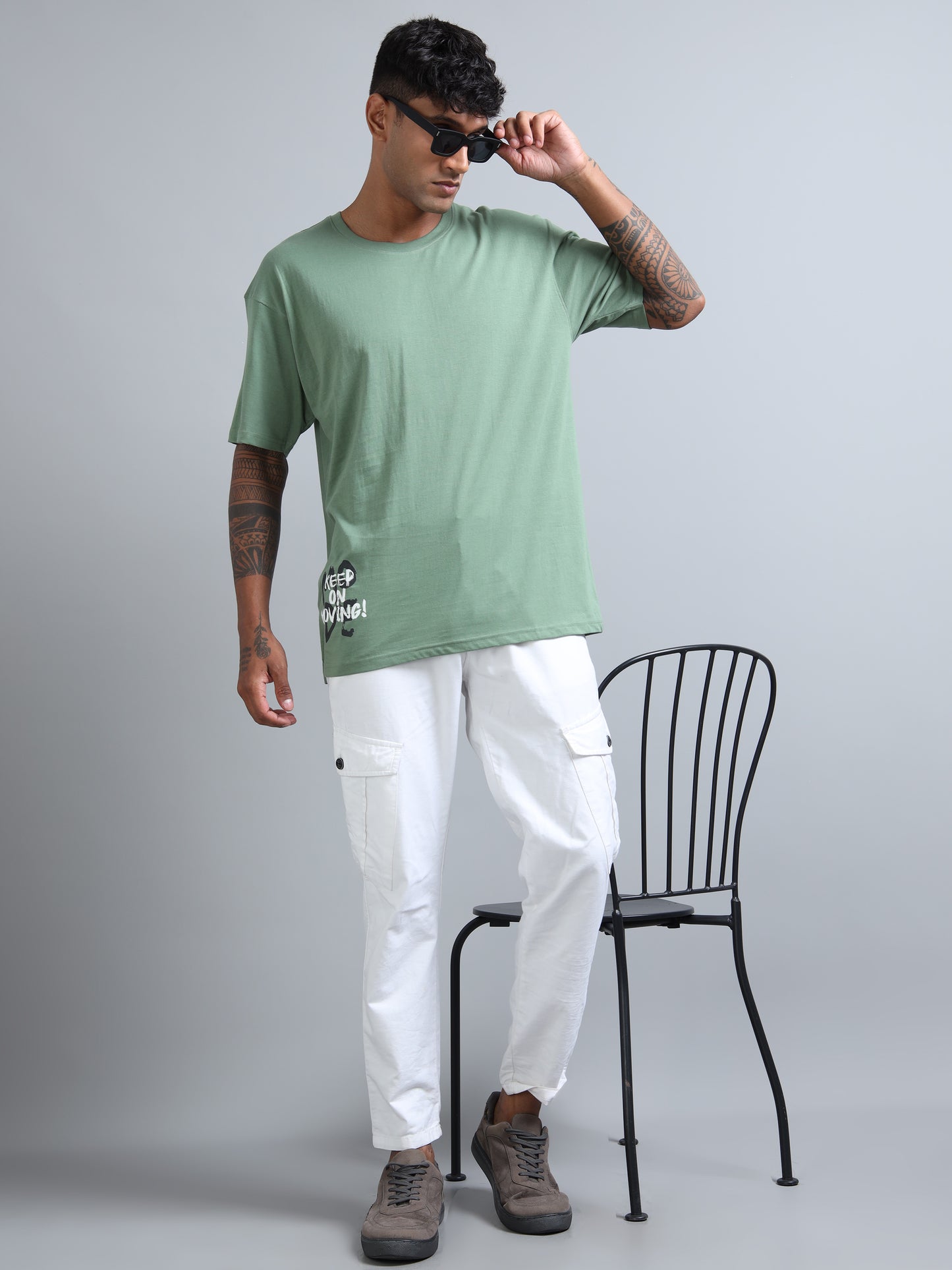 Men’s Casual Oversized Tee – Keep On Moving Print | Cotton Streetwear T-Shirt