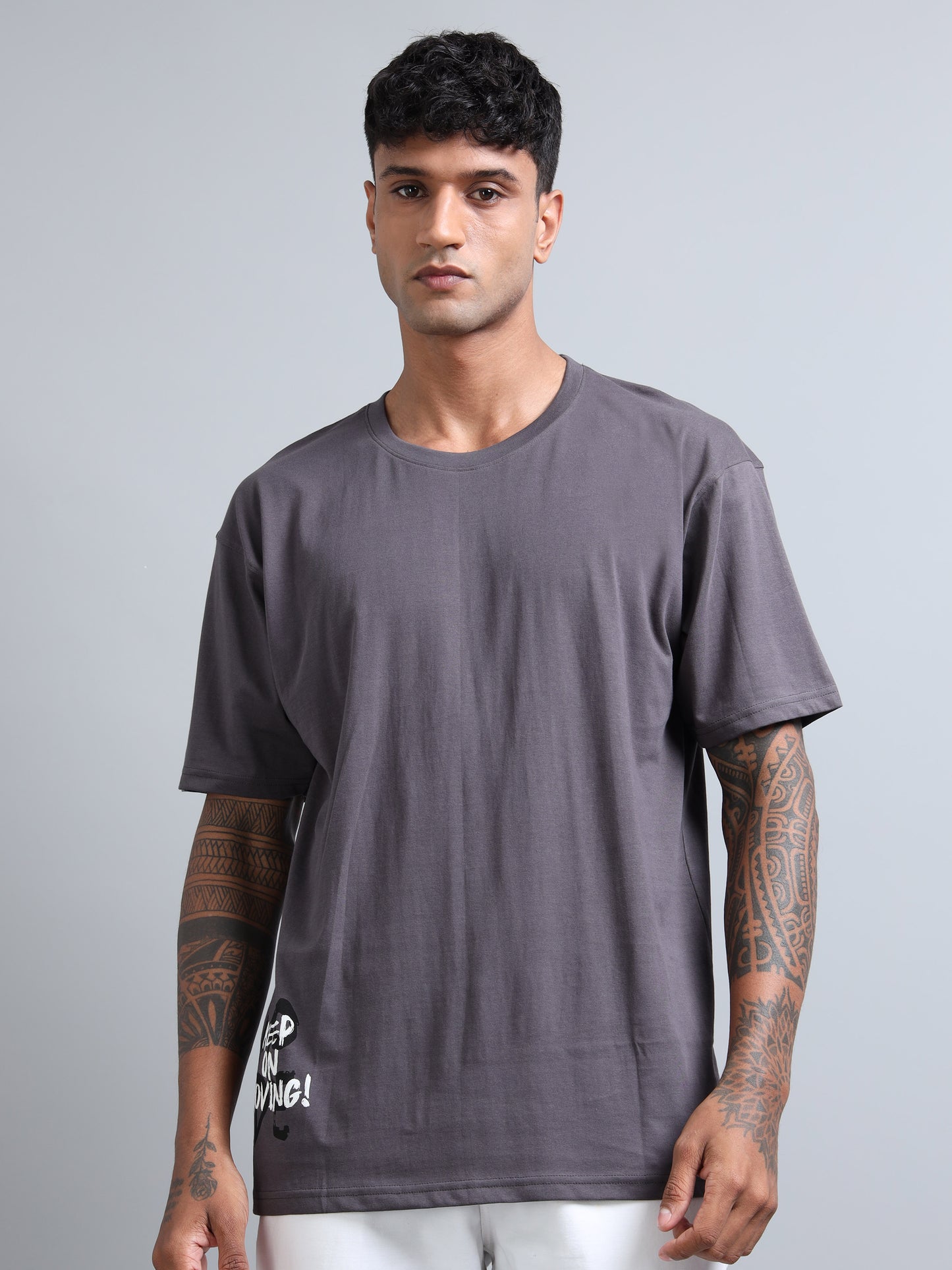 Men’s Oversized Streetwear T-Shirt – Keep On Moving Print | Grey Cotton Tee