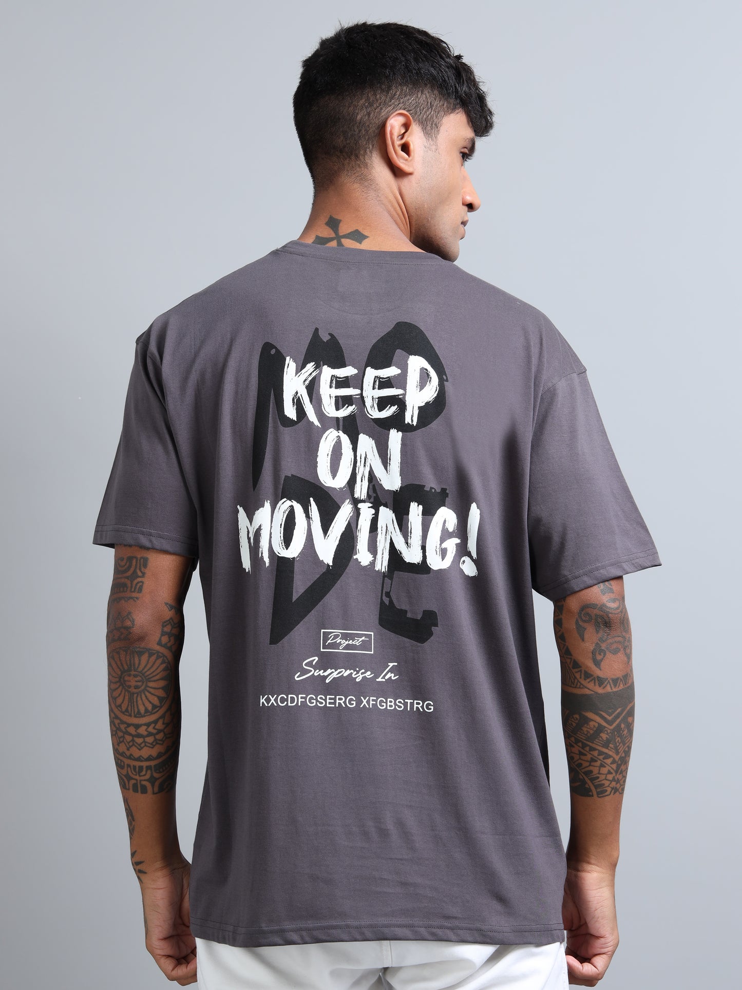 Men’s Oversized Streetwear T-Shirt – Keep On Moving Print | Grey Cotton Tee