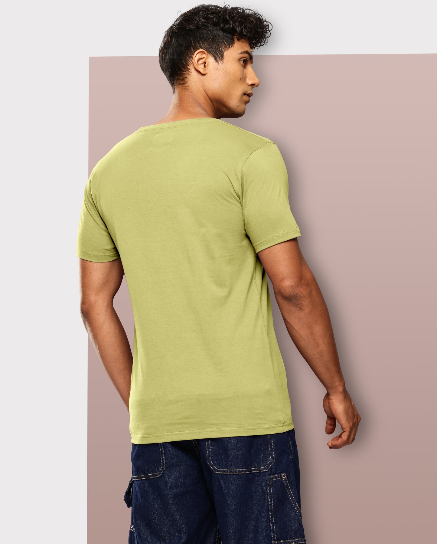Men Green Solid Embossed Logo Round Neck T-Shirt