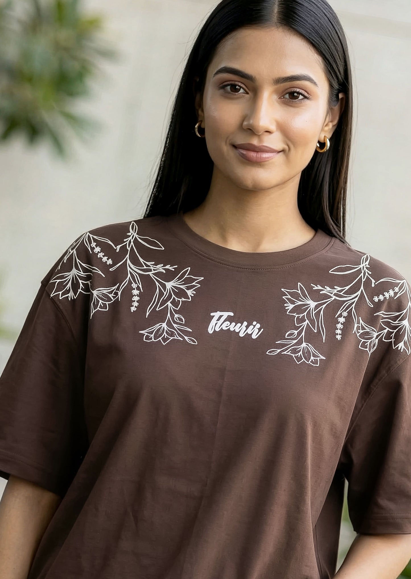 Womens Oversized Brown Graphic T-Shirt – Minimal Botanical Print